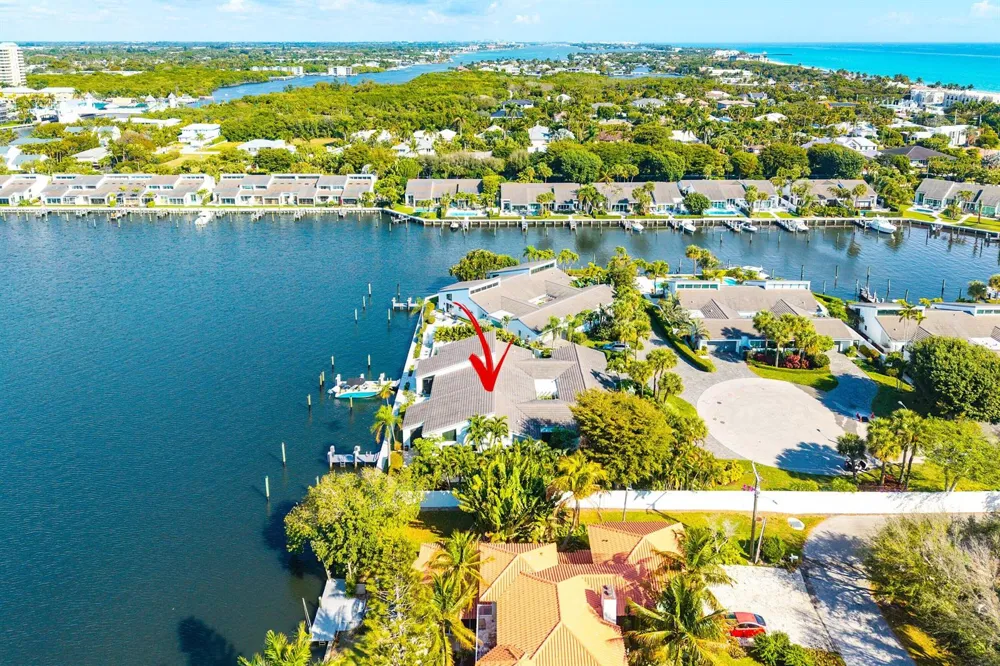 6110 Ocean Boulevard #40 Ocean Ridge, FL 33435