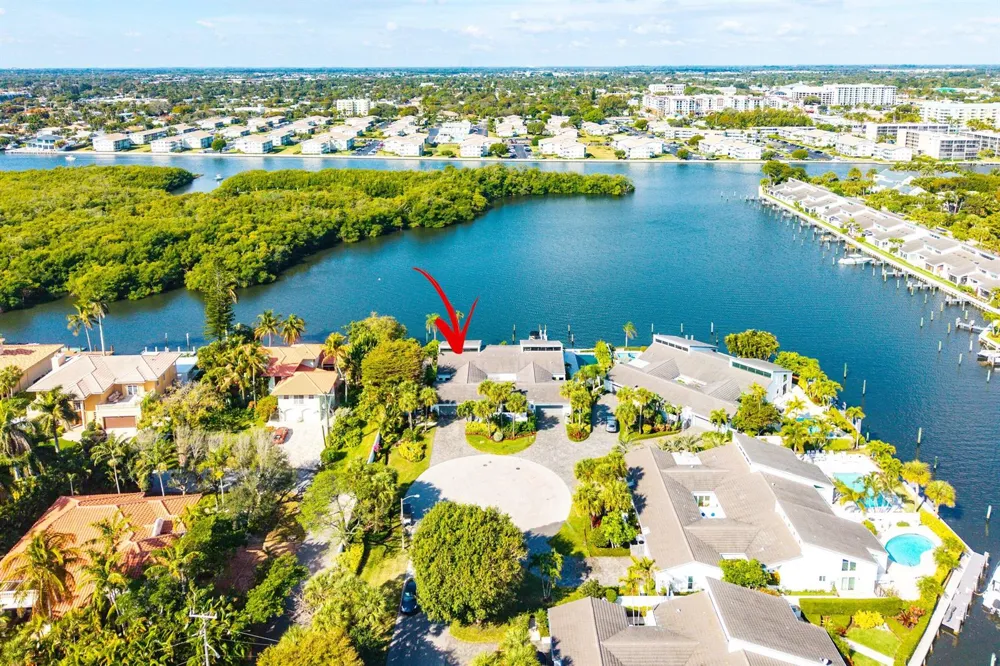 6110 Ocean Boulevard #40 Ocean Ridge, FL 33435