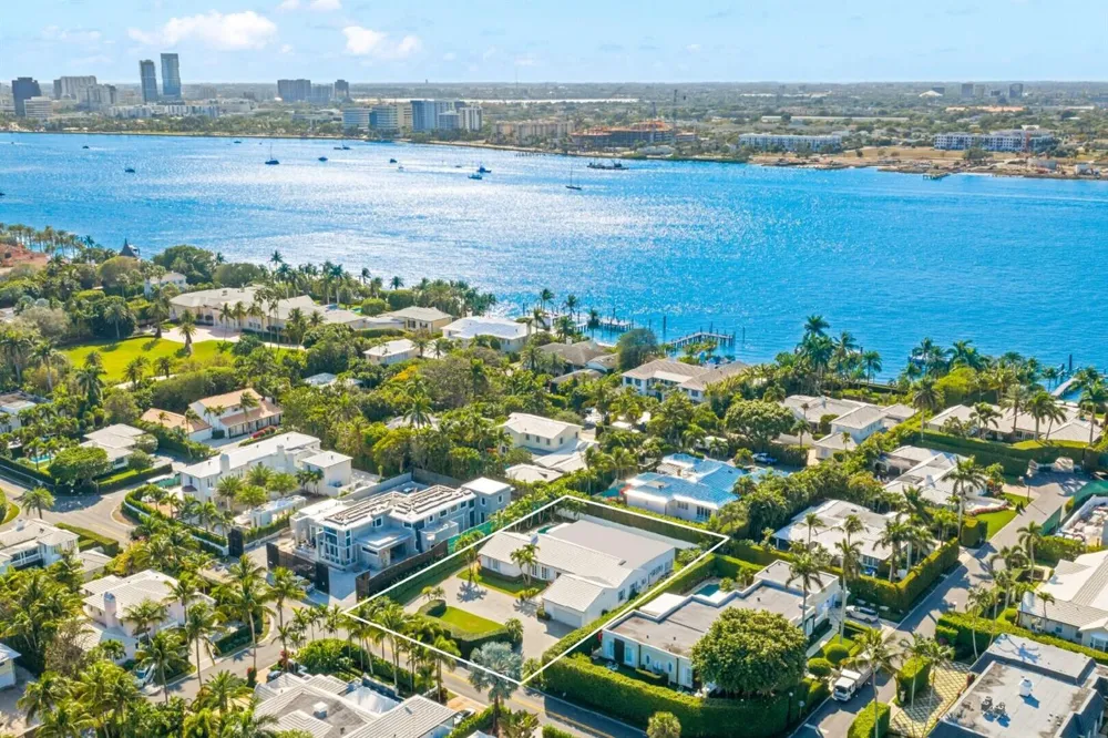 624 Lake Way Palm Beach, FL 33480