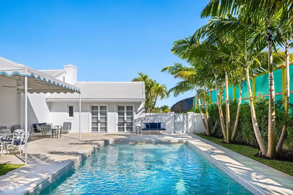 624 Lake Way Palm Beach, FL 33480