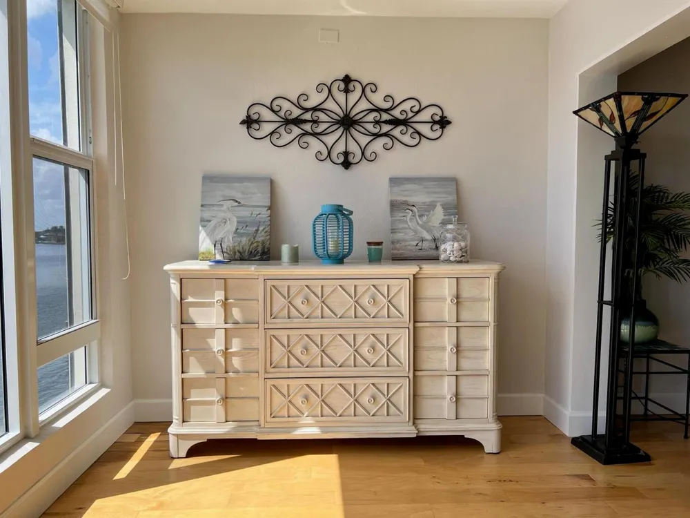 52 Yacht Club Drive #308 North Palm Beach, FL 33408
