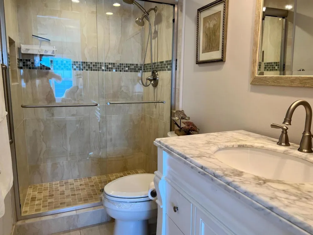52 Yacht Club Drive #308 North Palm Beach, FL 33408