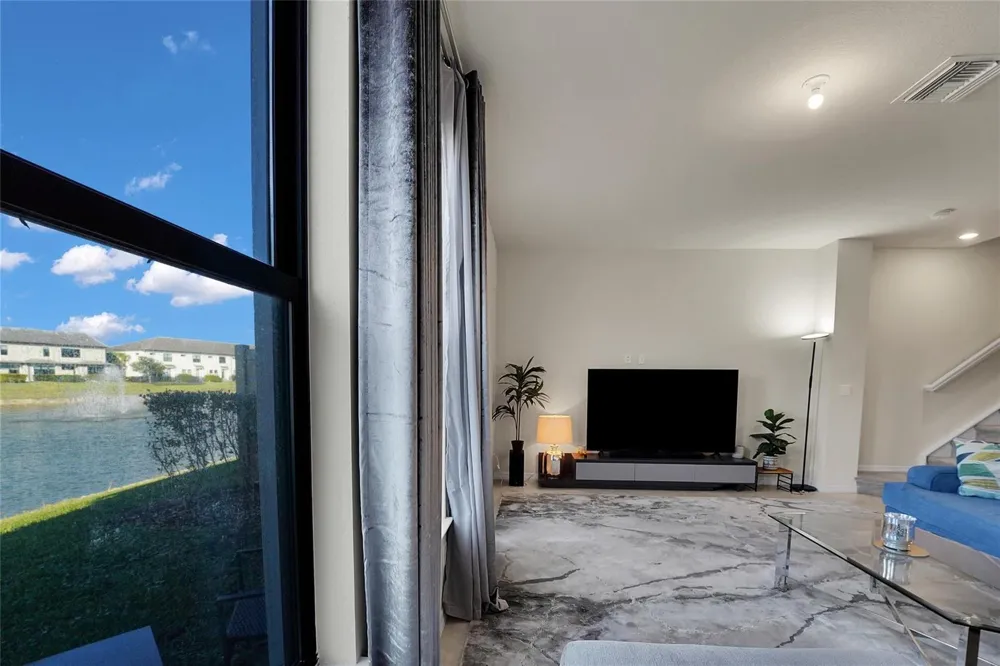 2293 S Appleton Circle Oakland Park, FL 33309