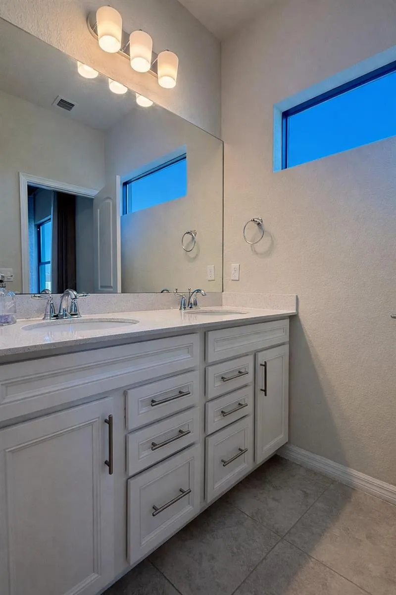 2293 S Appleton Circle Oakland Park, FL 33309