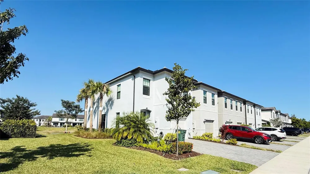 2293 S Appleton Circle Oakland Park, FL 33309