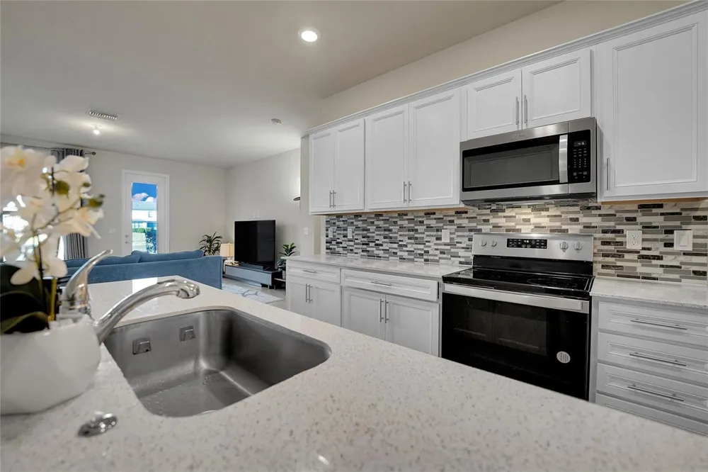 2293 S Appleton Circle Oakland Park, FL 33309
