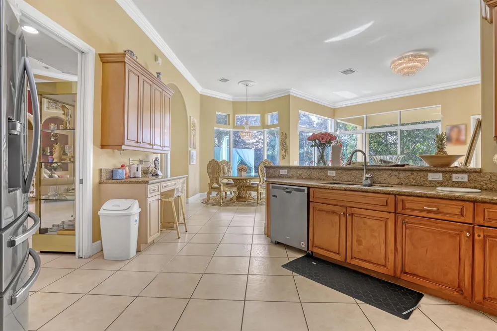 3389 Lago De Talavera Lake Worth, FL 33467