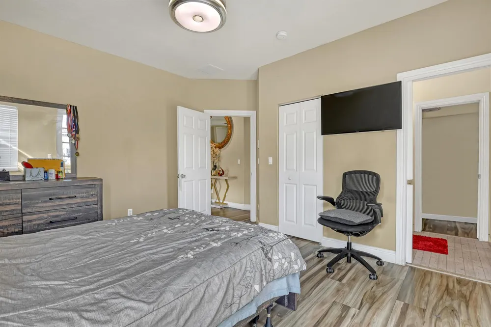 3389 Lago De Talavera Lake Worth, FL 33467