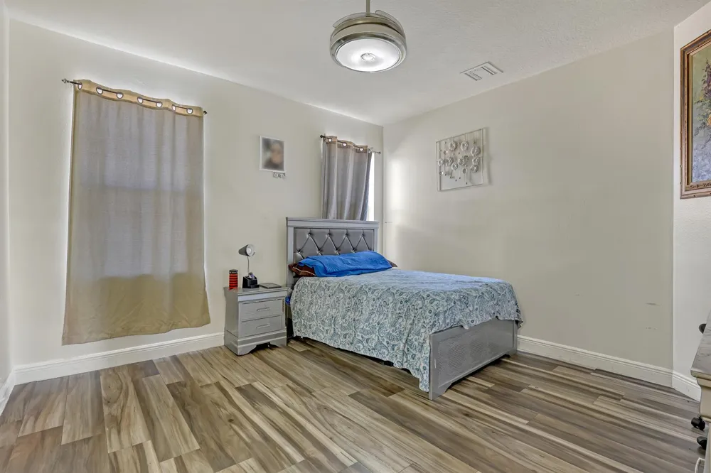 3389 Lago De Talavera Lake Worth, FL 33467