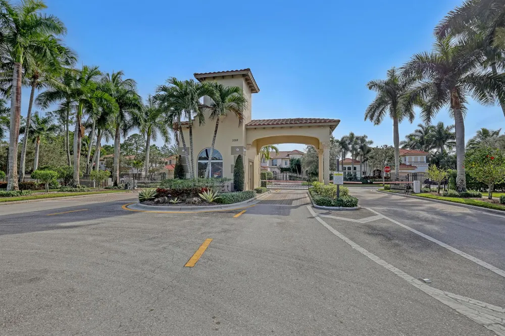 3389 Lago De Talavera Lake Worth, FL 33467