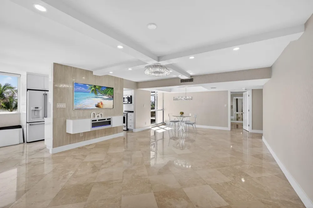 5380 Ocean Drive #3b Singer Island, FL 33404