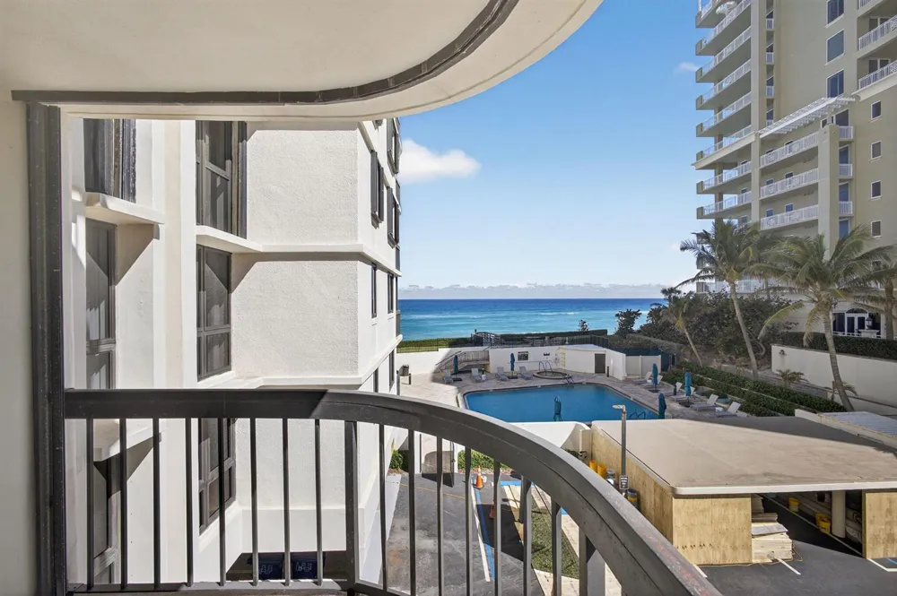 5380 Ocean Drive #3b Singer Island, FL 33404