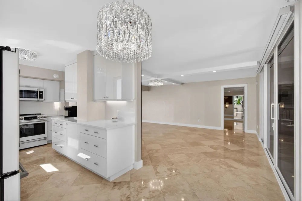 5380 Ocean Drive #3b Singer Island, FL 33404