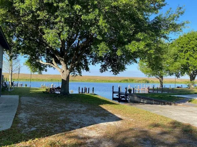 8680 Us Highway 441 SE #35 Okeechobee, FL 34974