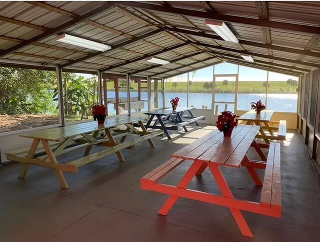 8680 Us Highway 441 SE #35 Okeechobee, FL 34974