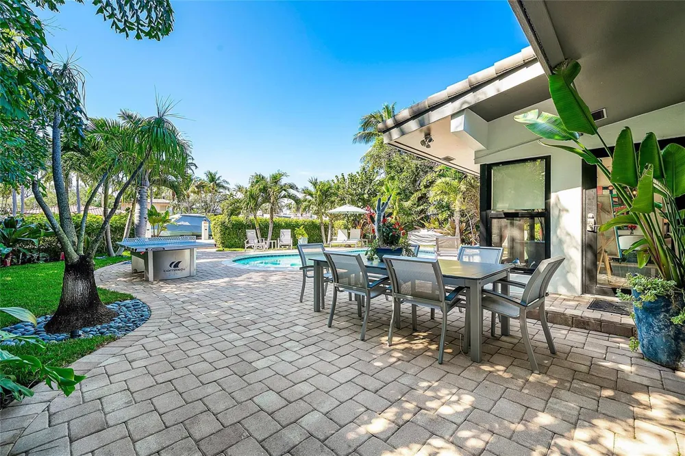 801 Solar Isle Drive Fort Lauderdale, FL 33301