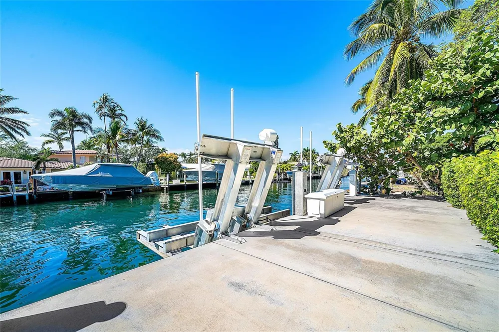 801 Solar Isle Drive Fort Lauderdale, FL 33301