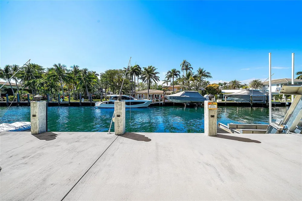 801 Solar Isle Drive Fort Lauderdale, FL 33301