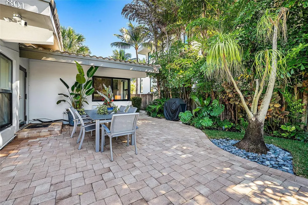 801 Solar Isle Drive Fort Lauderdale, FL 33301