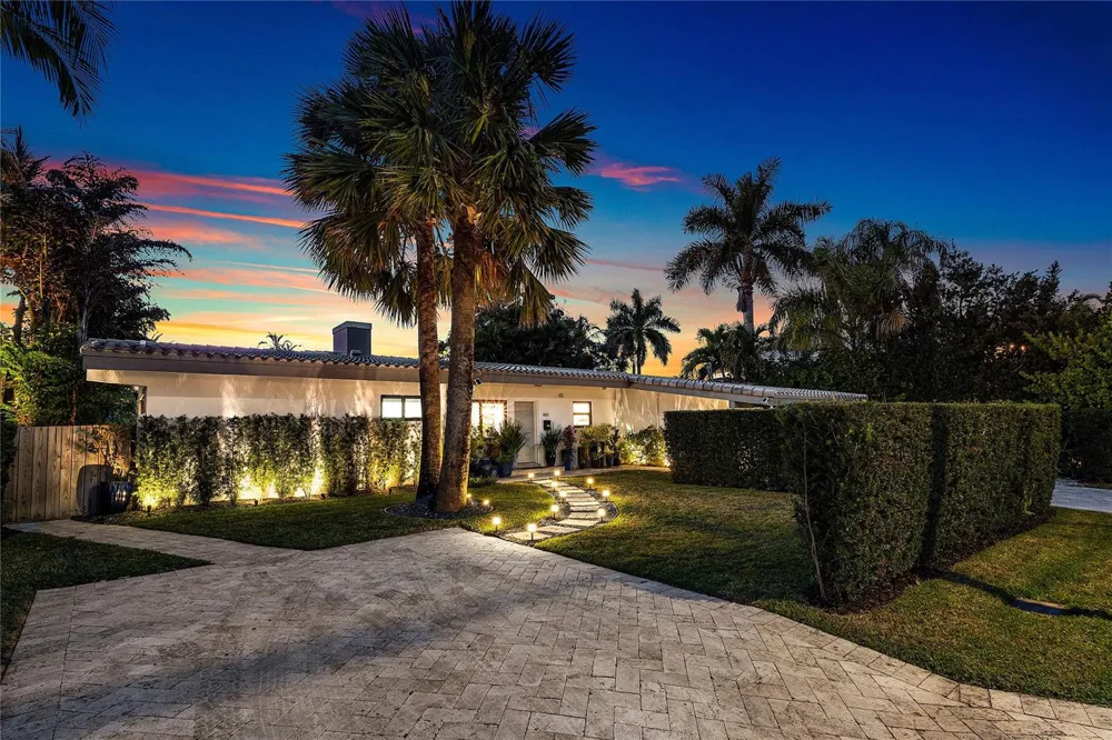 801 Solar Isle Drive Fort Lauderdale, FL 33301