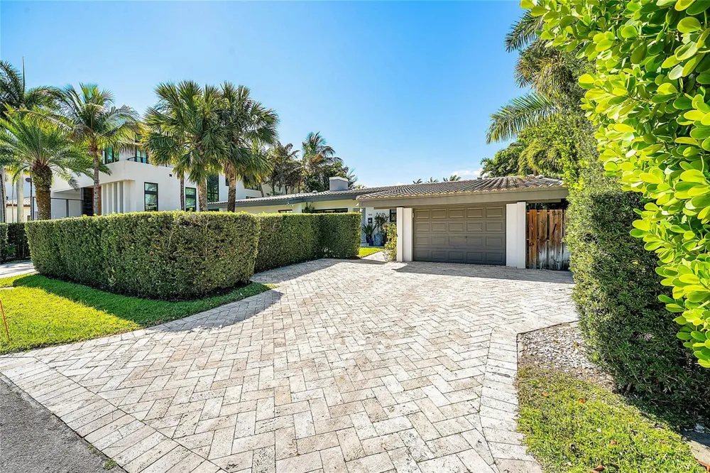 801 Solar Isle Drive Fort Lauderdale, FL 33301
