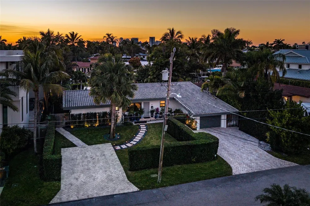 801 Solar Isle Drive Fort Lauderdale, FL 33301