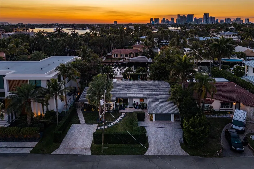 801 Solar Isle Drive Fort Lauderdale, FL 33301