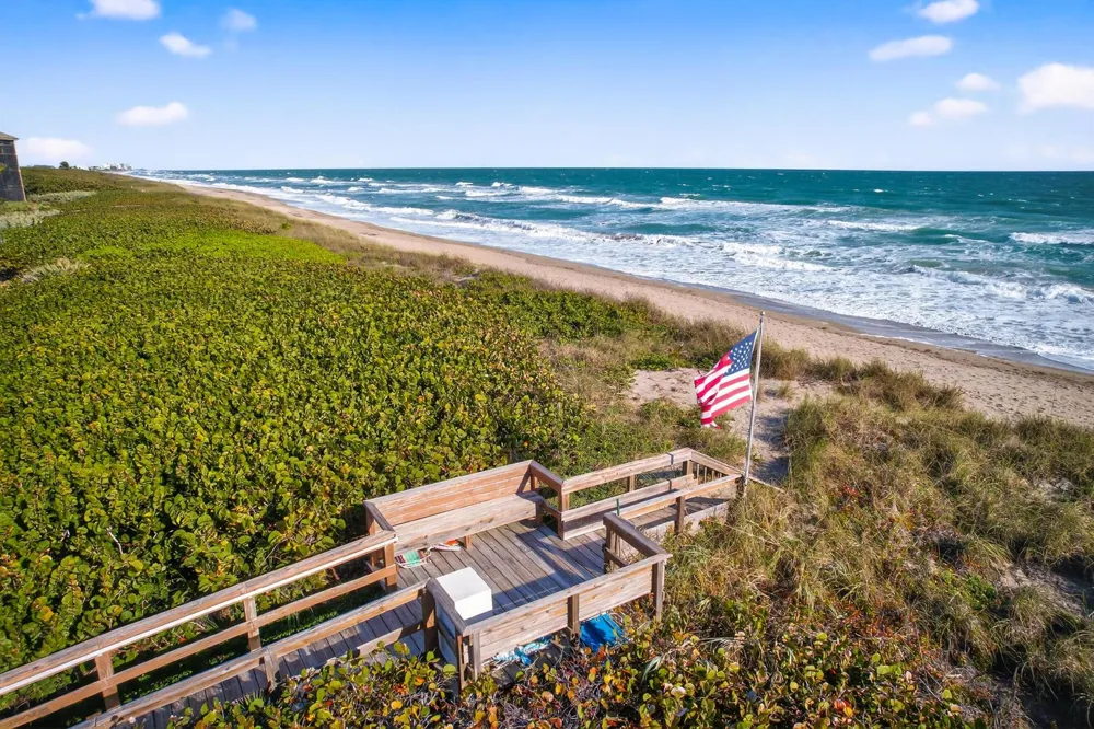 2491 NE Ocean Boulevard #106 Stuart, FL 34996