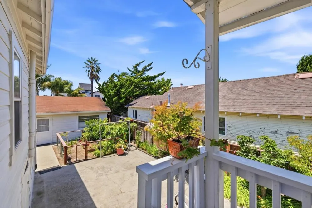 308 Gharkey Street Santa Cruz, CA 95060