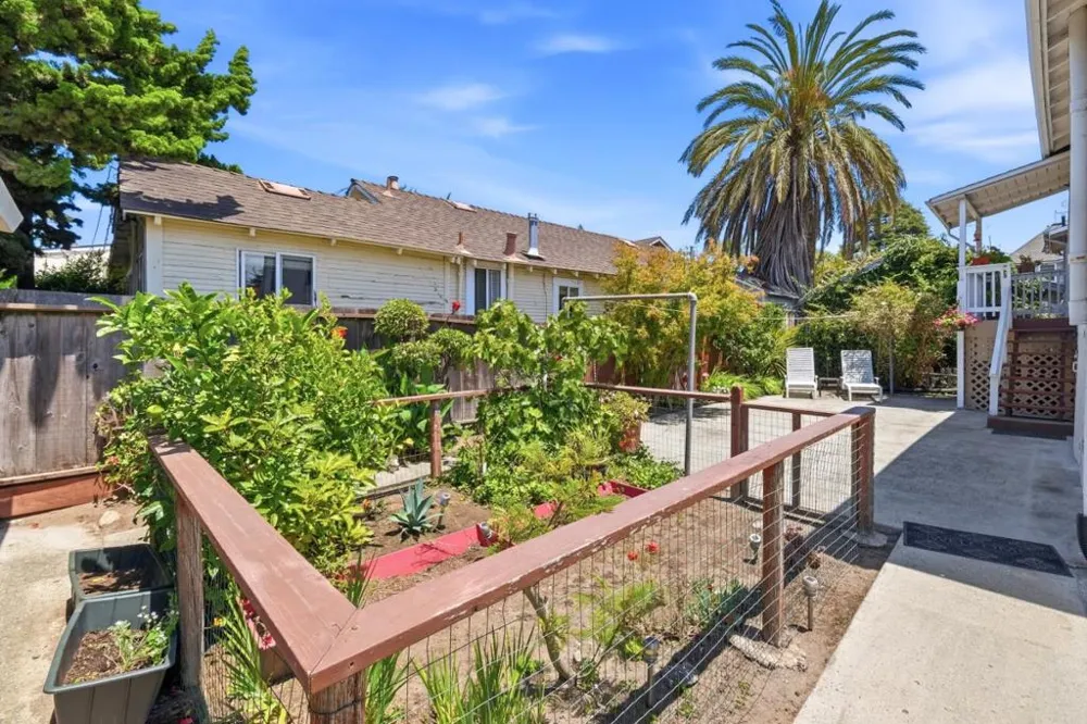 308 Gharkey Street Santa Cruz, CA 95060