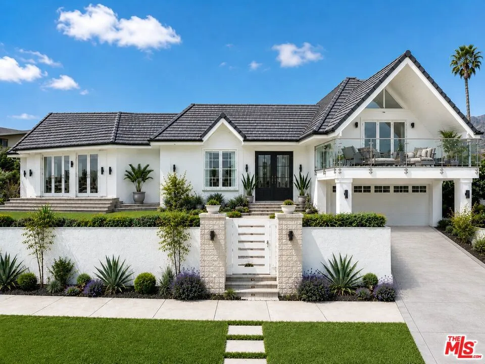 18431 Coastline Drive Malibu, CA 90265
