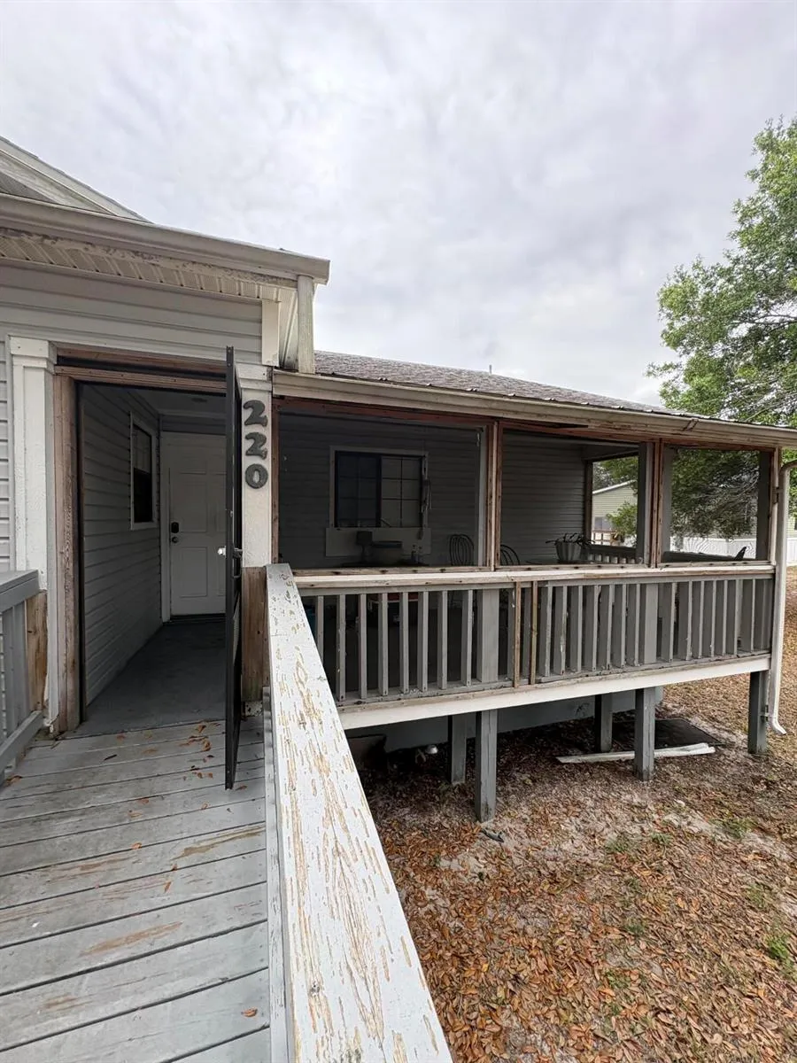 230 Brida Street Clewiston, FL 33440