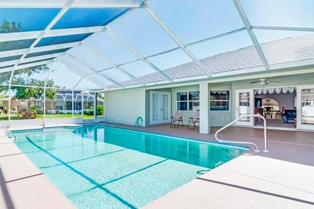424 Holly Drive Sebring, FL 33876