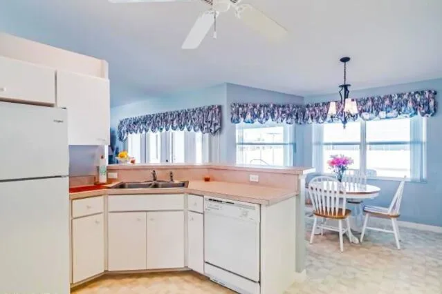424 Holly Drive Sebring, FL 33876