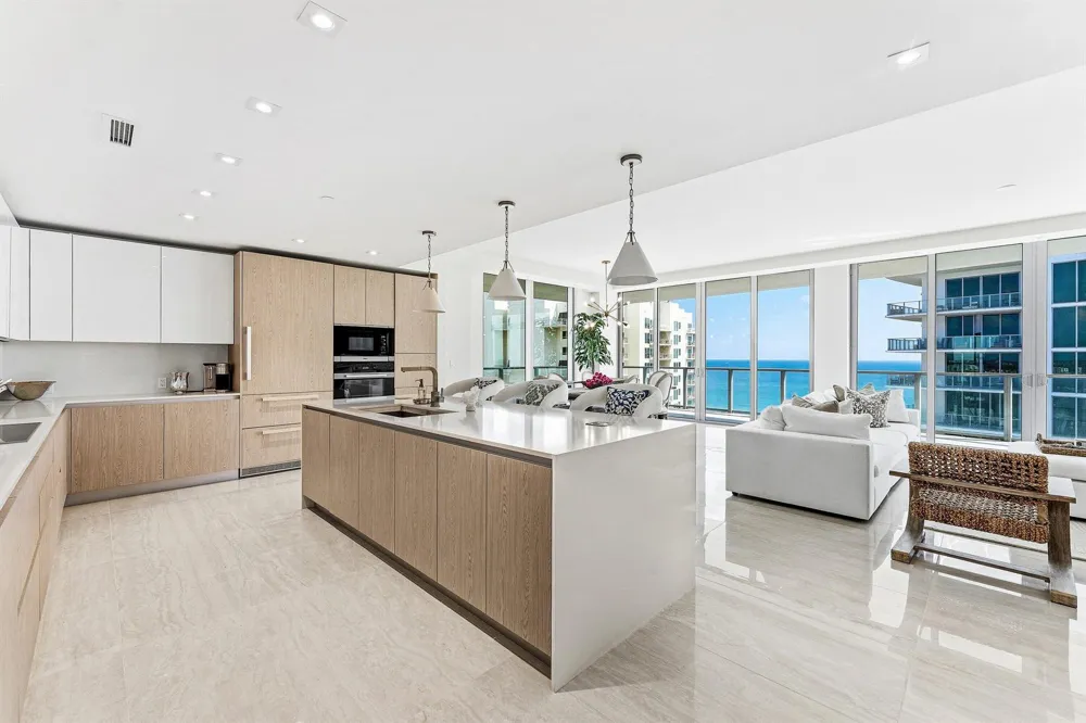 3100 Ocean Drive #1702p Singer Island, FL 33404