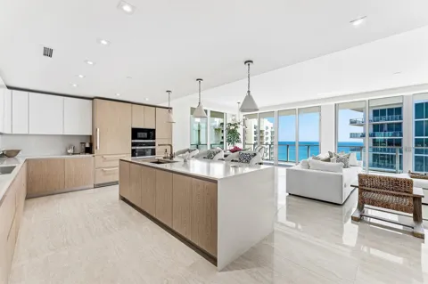 3100 Ocean Drive #1702p