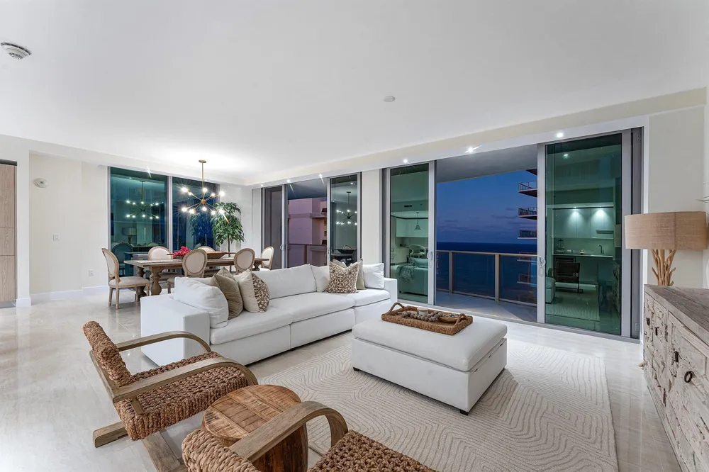 3100 Ocean Drive #1702p Singer Island, FL 33404