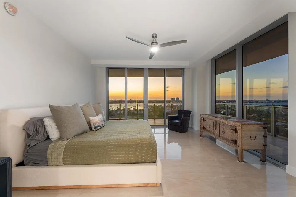 3100 Ocean Drive #1702p Singer Island, FL 33404