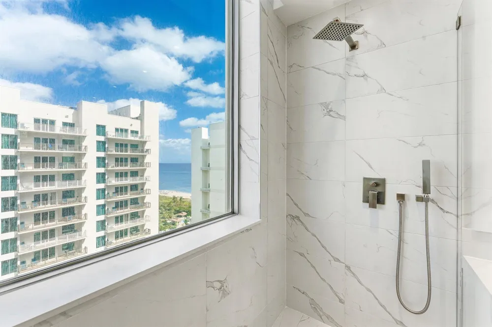 3100 Ocean Drive #1702p Singer Island, FL 33404
