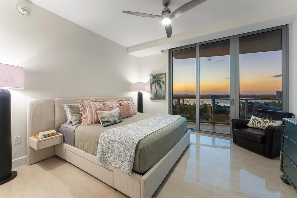 3100 Ocean Drive #1702p Singer Island, FL 33404