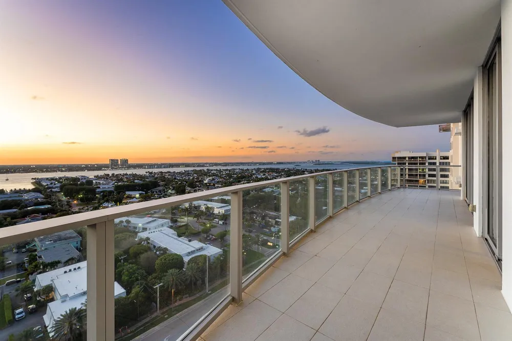3100 Ocean Drive #1702p Singer Island, FL 33404
