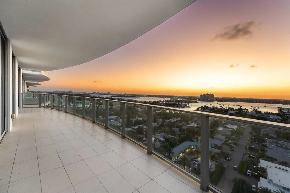 3100 Ocean Drive #1702p Singer Island, FL 33404