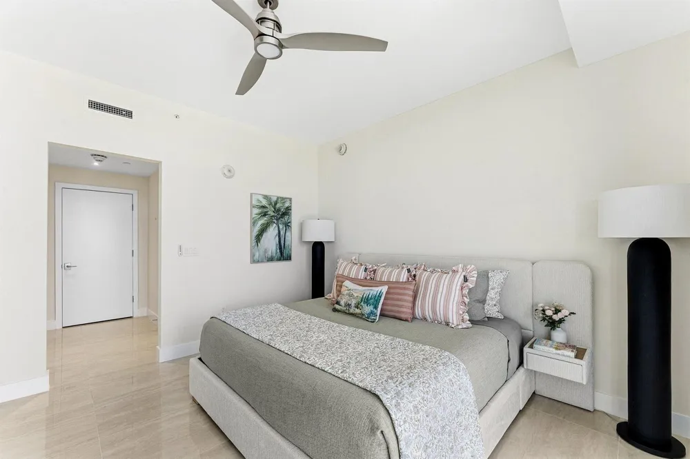3100 Ocean Drive #1702p Singer Island, FL 33404