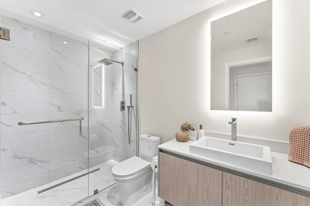 3100 Ocean Drive #1702p Singer Island, FL 33404