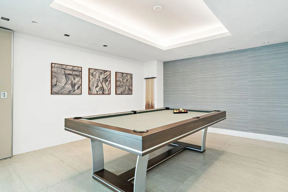 3100 Ocean Drive #1702p Singer Island, FL 33404