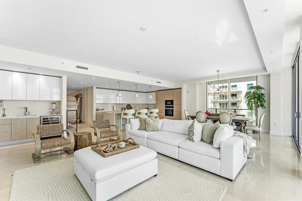 3100 Ocean Drive #1702p Singer Island, FL 33404