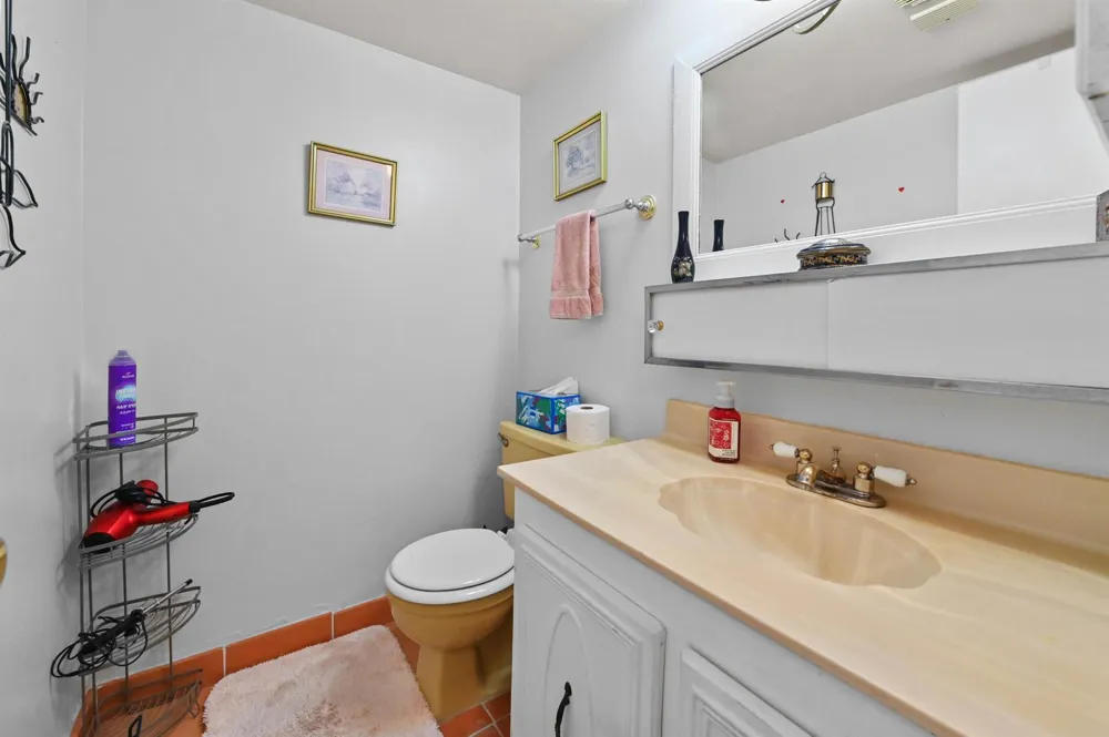 721 Lori Drive #313 Palm Springs, FL 33461