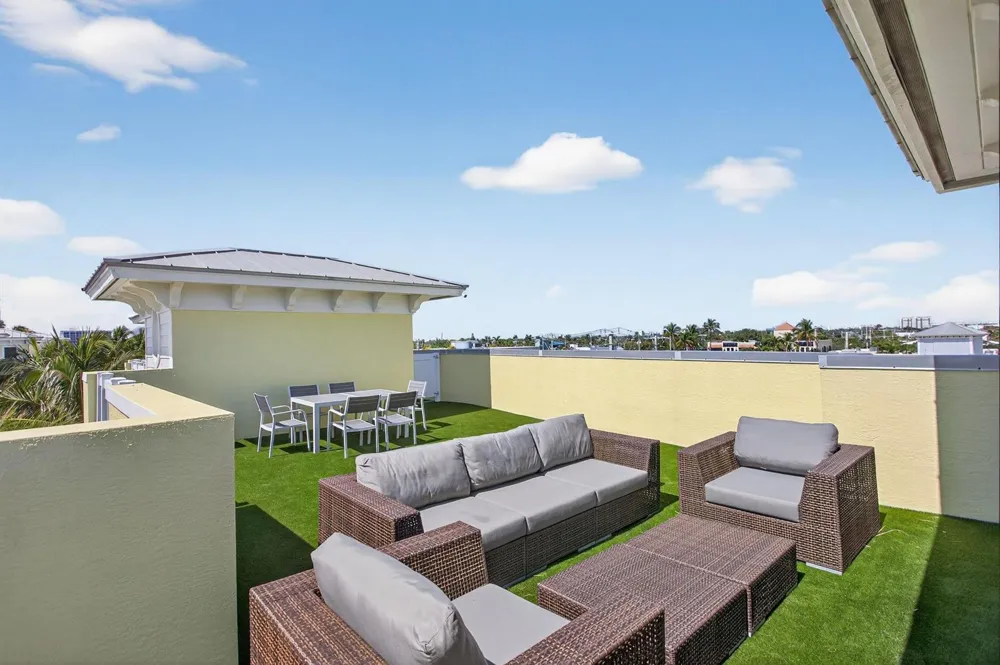 4332 Seagrape Drive #7 Lauderdale By The Sea, FL 33308