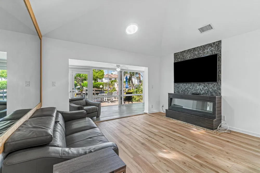 1124 Highland Beach Drive #2 Highland Beach, FL 33487