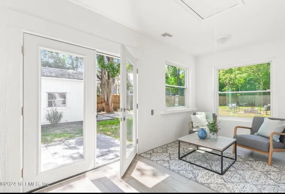 925 S St. John Street 